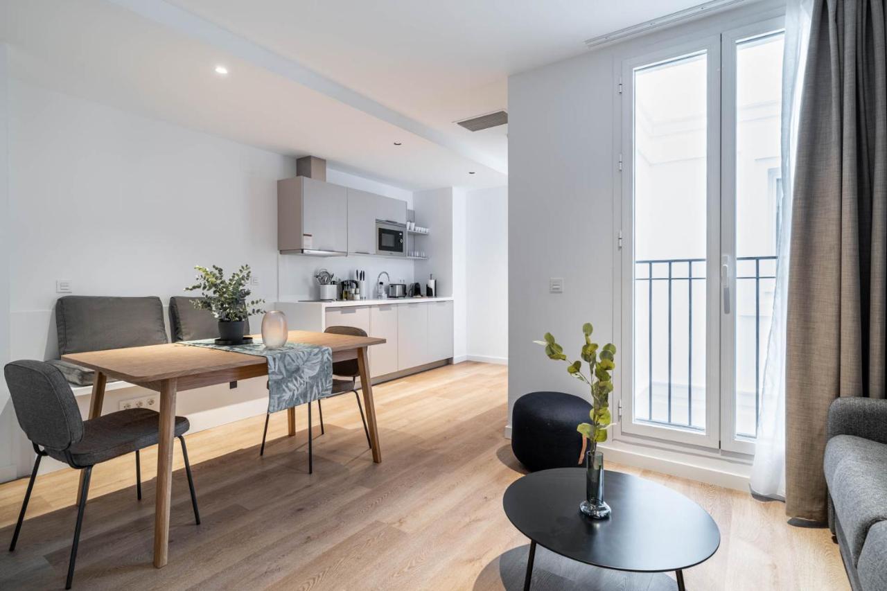 Limehome Calle Granada Siviglia